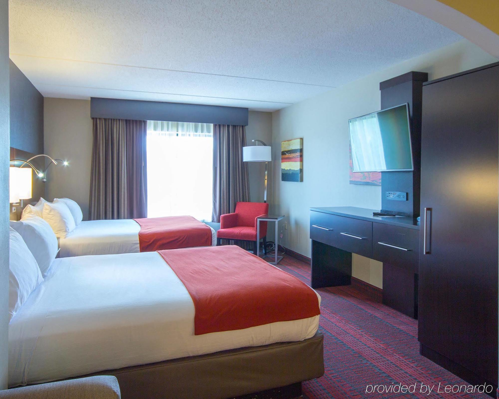 Holiday Inn Express Hotel & Suites Auburn By Ihg Exterior foto